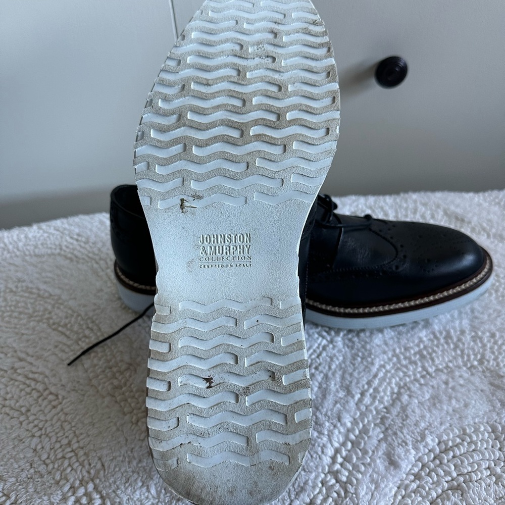 Johnston & Murphy Wingtip Shoes - Picture 2 of 6